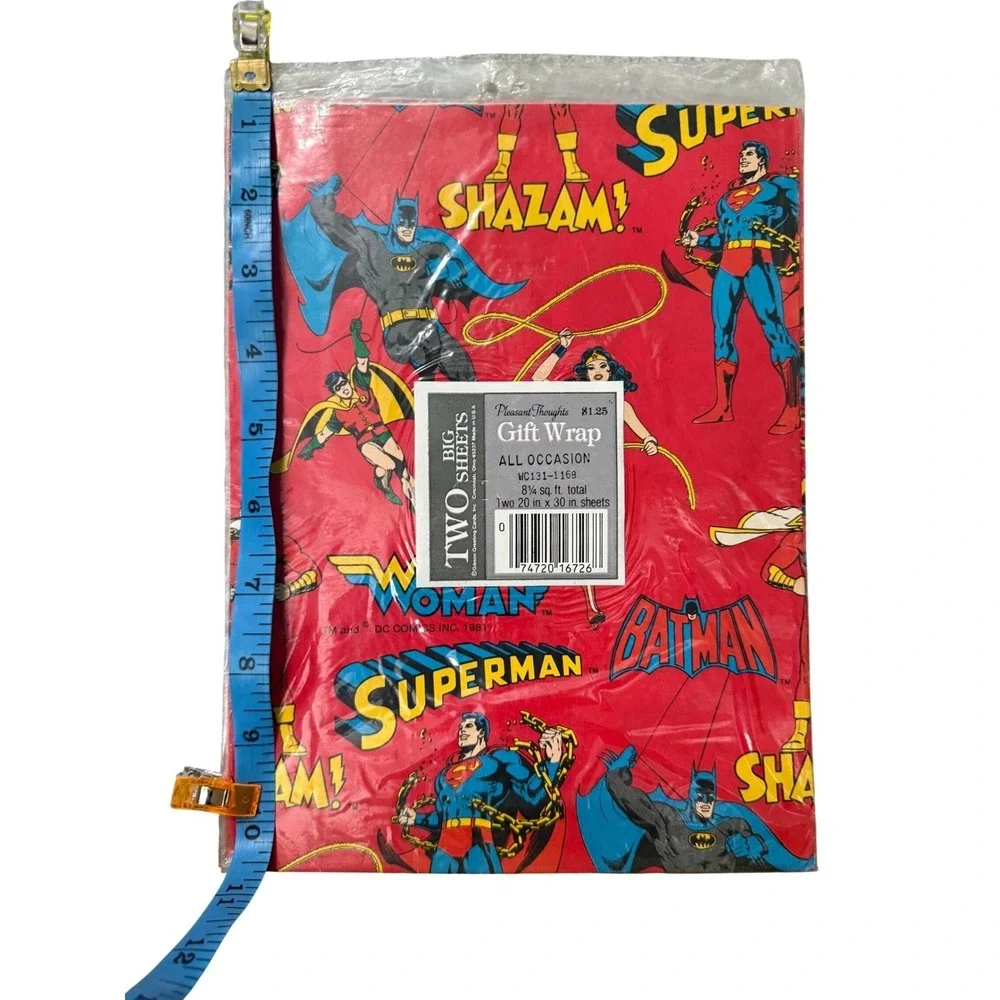 1981 DC Comics Gift Wrap NOS Superman Batman Wonder Woman 2 Sheets Red Deadstock